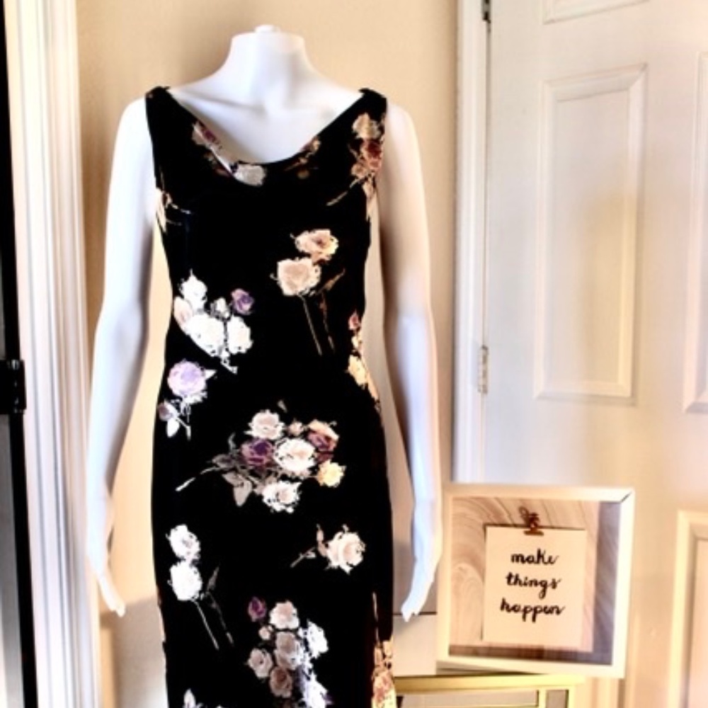 Jones New York Dress. Color: black & colorful with brown prints. Size 12